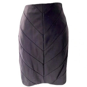 🏠 White House Black Market/ Instantly Slimming/ Black Midi skirt/  Size US 4